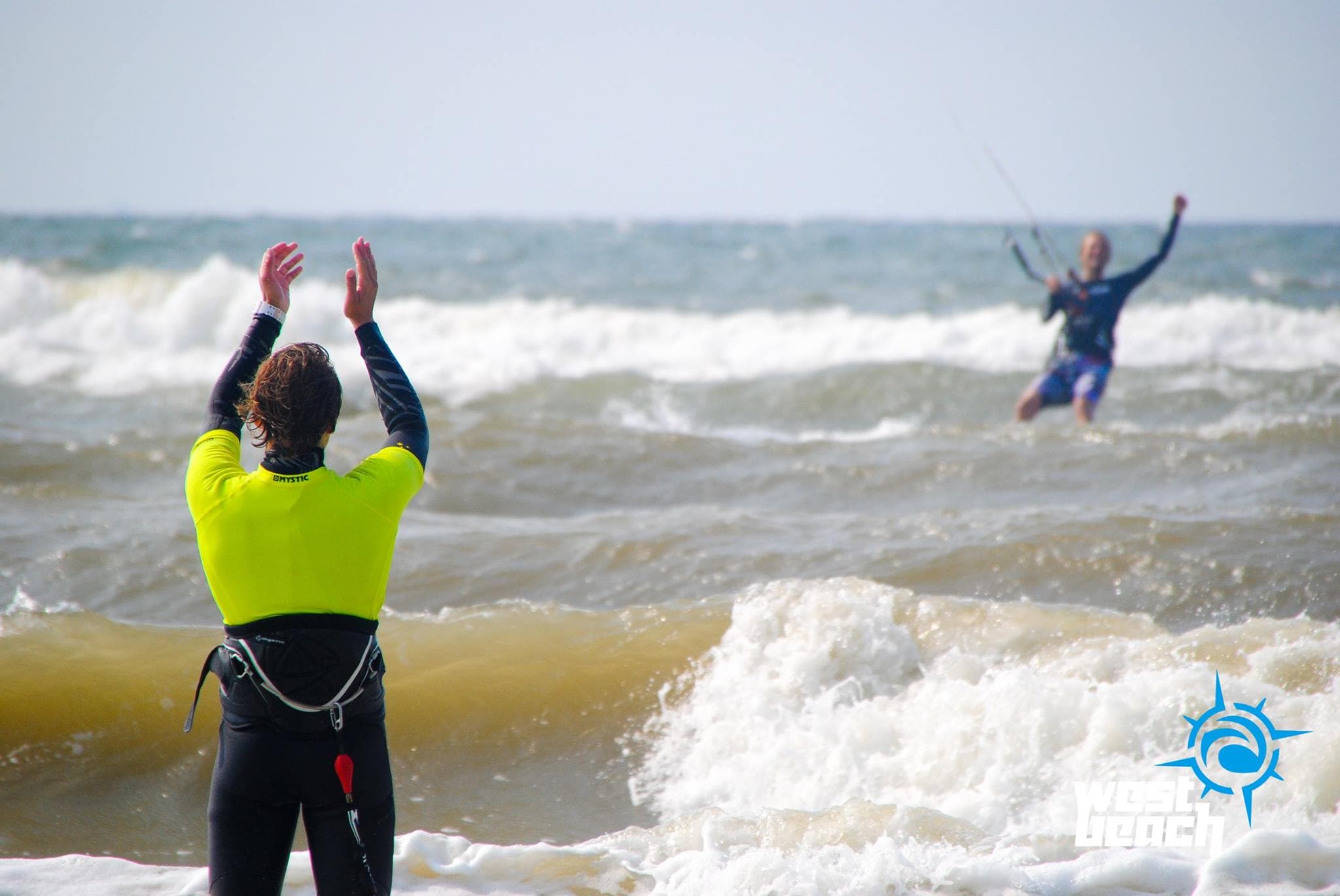 Kitesurfschool Westbeach — kitesurflessen bij Monster